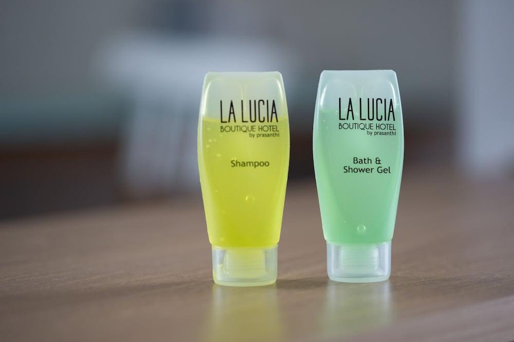 La Lucia Boutique Hotel By Prasanthi Tanjung Pandan Exterior photo